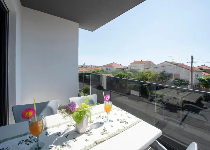 With Parking Space - 24060 Apartment *